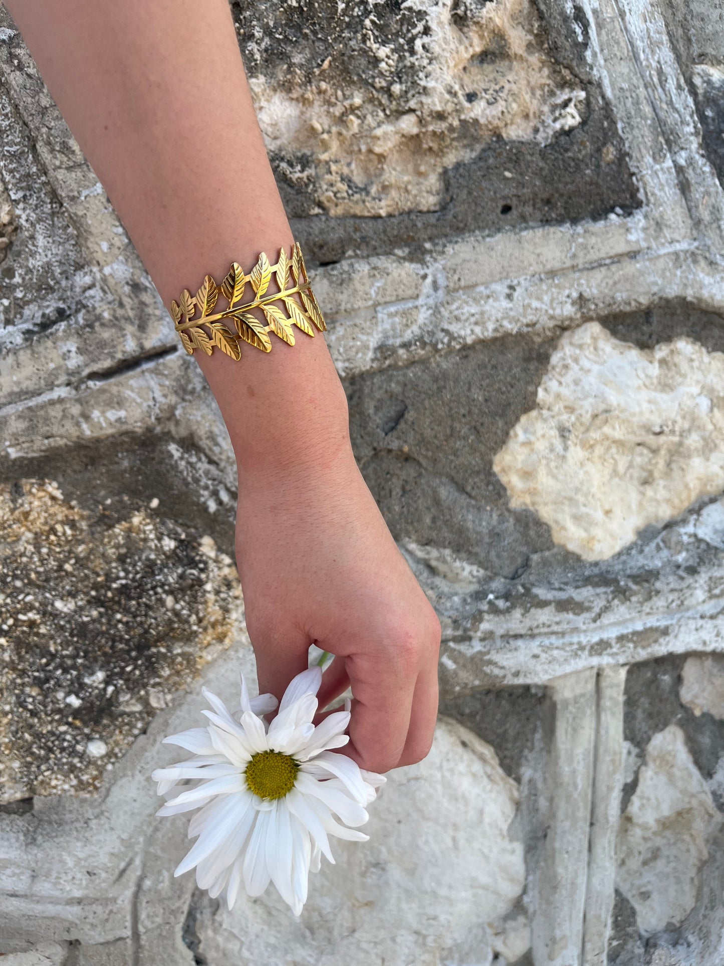 Leaf bracelet